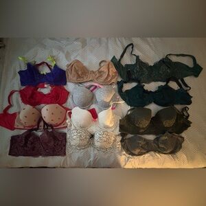 Victoria’s Secret 12-bra Bargain Bundle